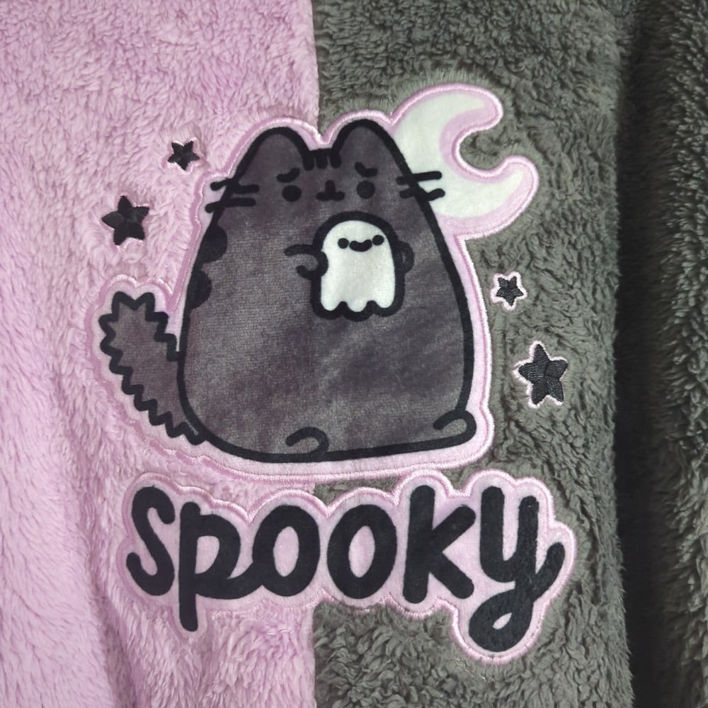 Pusheen Spooky Ghost Hoodie Size Small Split Purple Gray Halloween Fleece - Picture 6 of 7